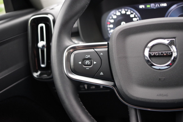 Volvo XC40 1.5 T4 Recharge 211 PK Inscription Expression 211 PK PHEV, Winterpakket, Adap. Cruise Control, Camera