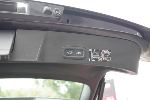 Volvo XC40 1.5 T4 Recharge 211 PK Inscription Expression 211 PK PHEV, Winterpakket, Adap. Cruise Control, Camera