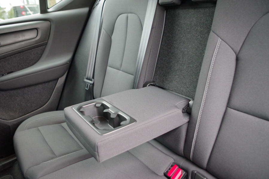 Volvo XC40 1.5 T4 Recharge 211 PK Inscription Expression 211 PK PHEV, Winterpakket, Adap. Cruise Control, Camera