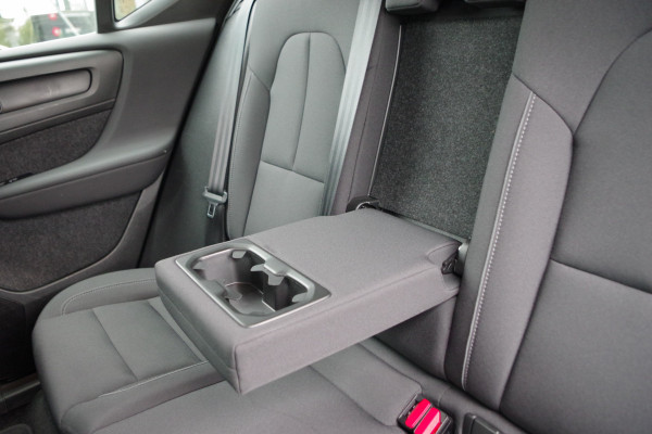 Volvo XC40 1.5 T4 Recharge 211 PK Inscription Expression 211 PK PHEV, Winterpakket, Adap. Cruise Control, Camera