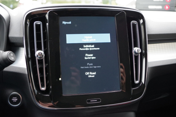 Volvo XC40 1.5 T4 Recharge 211 PK Inscription Expression 211 PK PHEV, Winterpakket, Adap. Cruise Control, Camera