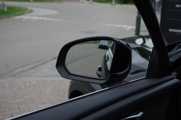 Volvo XC40 1.5 T4 Recharge 211 PK Inscription Expression 211 PK PHEV, Winterpakket, Adap. Cruise Control, Camera