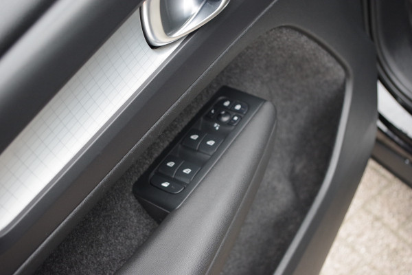 Volvo XC40 1.5 T4 Recharge 211 PK Inscription Expression 211 PK PHEV, Winterpakket, Adap. Cruise Control, Camera