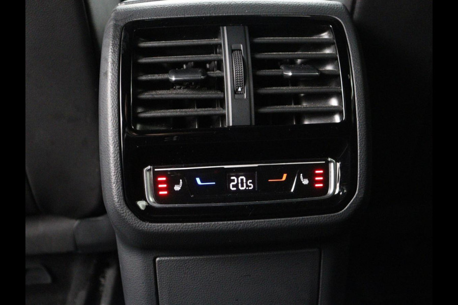 Volkswagen Arteon Shooting Brake 1.4 TSI eHybrid R-Line | Panoramadak | Stoelverwarming | LED Plus | Sfeerverlichting | Carplay | Trekhaak | Achterbankverwarming | Adaptive cruise | Navigatie | PHEV | Plug In