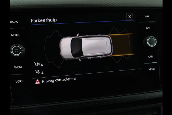 Volkswagen T-Cross 1.0 TSI Life Business | Carplay | Full LED | Keyless | Adaptive cruise | Navigatie | Parkeerhulp | Climate control | Parkeerhulp | Dodehoek detectie | Bluetooth