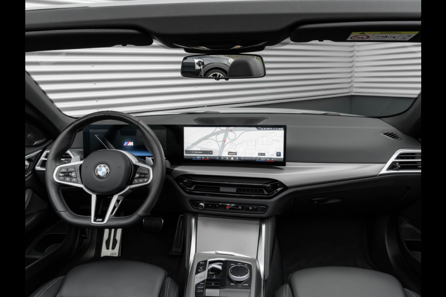 BMW 4 Serie Cabrio M440i xDrive - Trekhaak - Driving Ass Prof - Harman Kardon - Camera