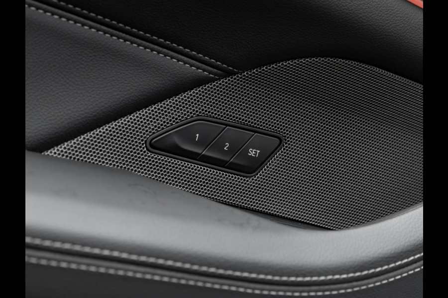 BMW 4 Serie Cabrio M440i xDrive - Trekhaak - Driving Ass Prof - Harman Kardon - Camera