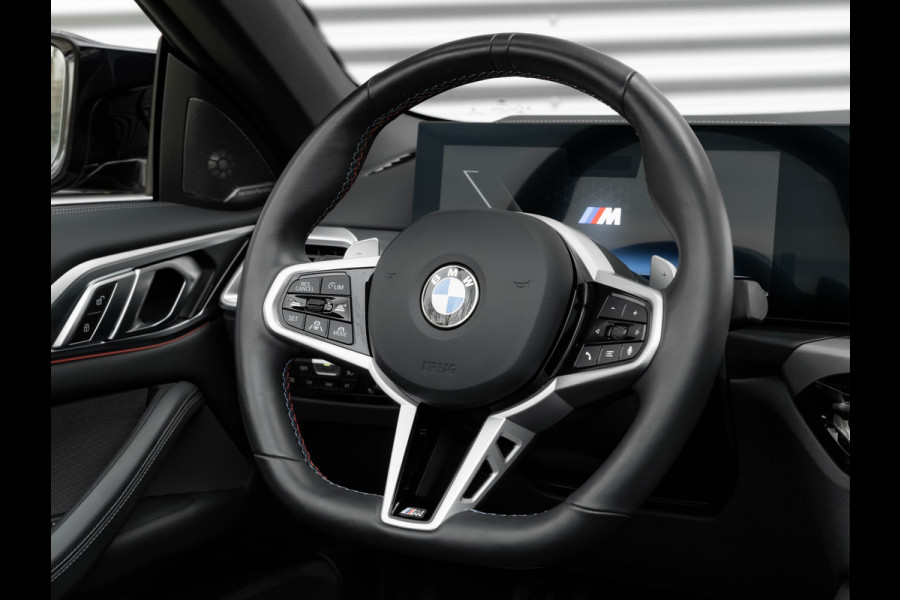 BMW 4 Serie Cabrio M440i xDrive - Trekhaak - Driving Ass Prof - Harman Kardon - Camera