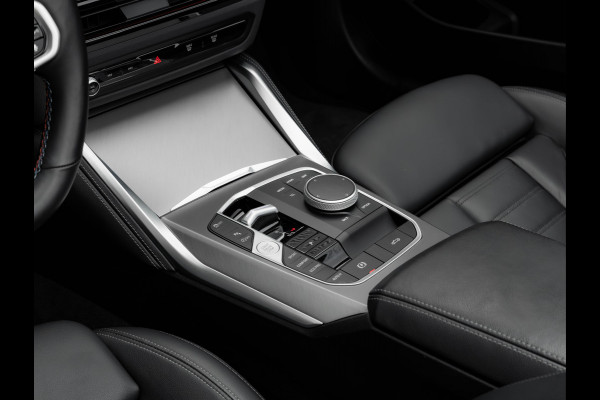 BMW 4 Serie Cabrio M440i xDrive - Trekhaak - Driving Ass Prof - Harman Kardon - Camera