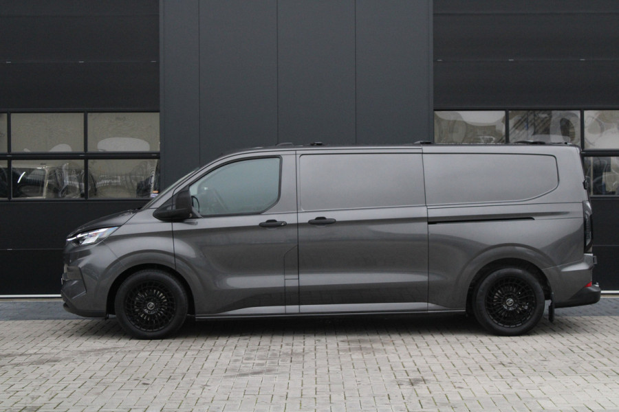 Ford Transit Custom 320 2.0 TDCI L2H1 Trend AWD 170pk - 2x Schuif - ACC - Stoel/Stuurverwarming - Trekhaak - Hout inbouw - Impriaal - Rijklaar