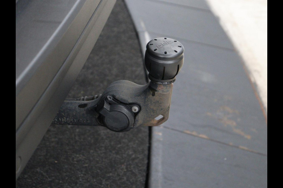 Renault Kadjar 1.3 TCe Zen | Automaat | Trekhaak | Carplay | Navigatie | Keyless | Parkeerhulp | Cruise control | Bluetooth | DAB | Climate control