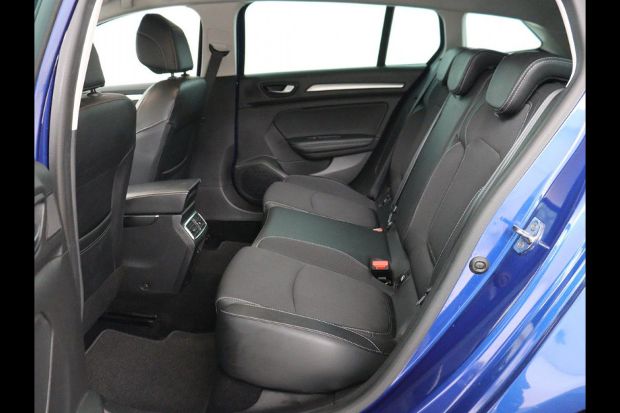 Renault Mégane 1.3 TCe Intens | Trekhaak | Carplay | Keyless | Full LED | Navigatie | Parkeerhulp | Cruise control | Bluetooth | Climate control