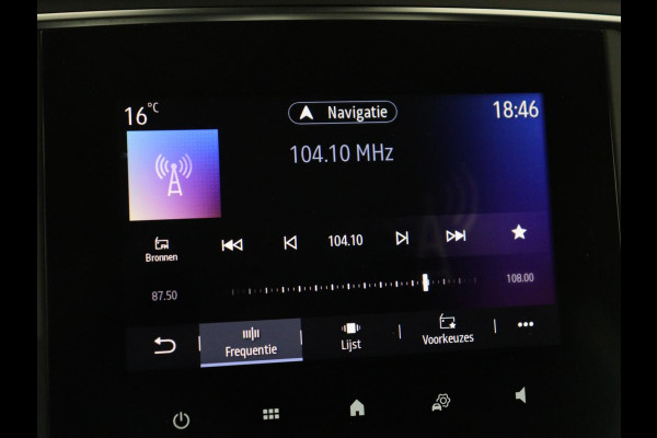 Renault Mégane 1.3 TCe Intens | Trekhaak | Carplay | Keyless | Full LED | Navigatie | Parkeerhulp | Cruise control | Bluetooth | Climate control