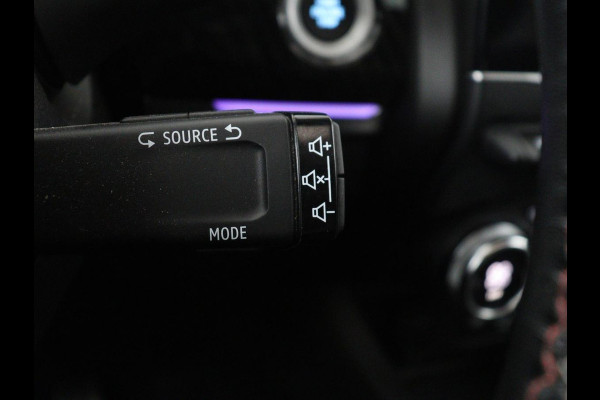 Renault Arkana 1.6 E-Tech Hybrid 145 R.S. Line | Panoramadak | Leder/Alcantara | Trekhaak | Stoelverwarming | Adaptive cruise | Camera | Carplay | Keyless | Park Assist | Full LED | Navigatie