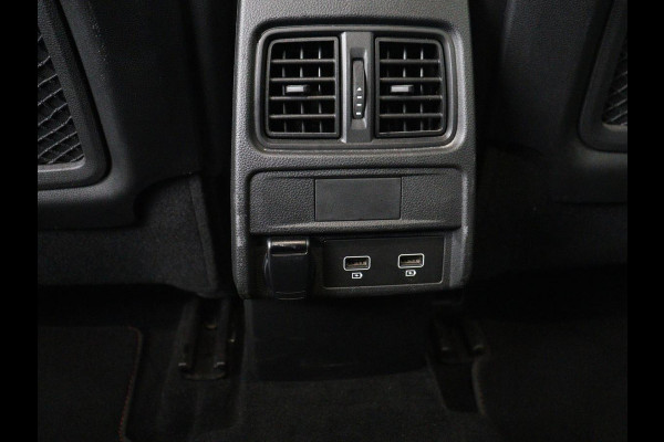 Renault Arkana 1.6 E-Tech Hybrid 145 R.S. Line | Panoramadak | Leder/Alcantara | Trekhaak | Stoelverwarming | Adaptive cruise | Camera | Carplay | Keyless | Park Assist | Full LED | Navigatie