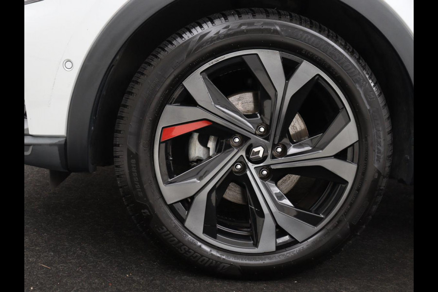 Renault Arkana 1.6 E-Tech Hybrid 145 R.S. Line | Panoramadak | Leder/Alcantara | Trekhaak | Stoelverwarming | Adaptive cruise | Camera | Carplay | Keyless | Park Assist | Full LED | Navigatie