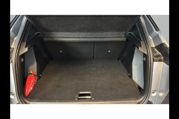 Peugeot 2008 1.2 PureTech Active Pack TREKHAAK DISTRIBUTIERIEM IS VERVANGEN CARPLAY/ ANDROID AUTO