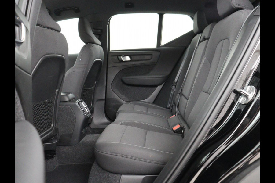 Volvo XC40 Recharge Core | SOH 95% | Stoel & stuurverwarming | Trekhaak | Camera | Carplay | Navigatie | Parkeerhulp | Full LED