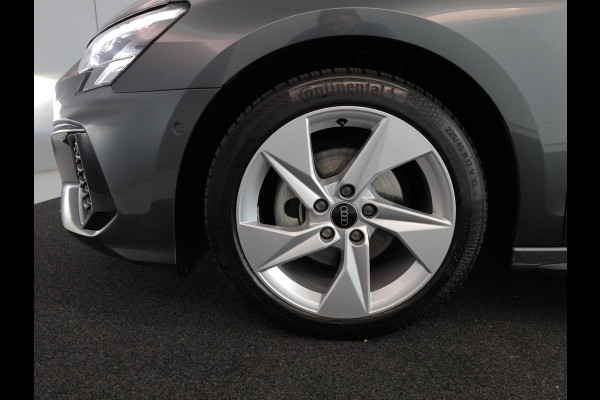 Audi A3 Sportback 35 TFSI S edition 150pk | Navigatie | Parkeersensoren | Verlengde garantie | 17 inch lichtmetalen velgen