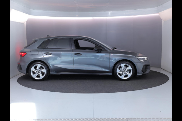 Audi A3 Sportback 35 TFSI S edition 150pk | Navigatie | Parkeersensoren | Verlengde garantie | 17 inch lichtmetalen velgen