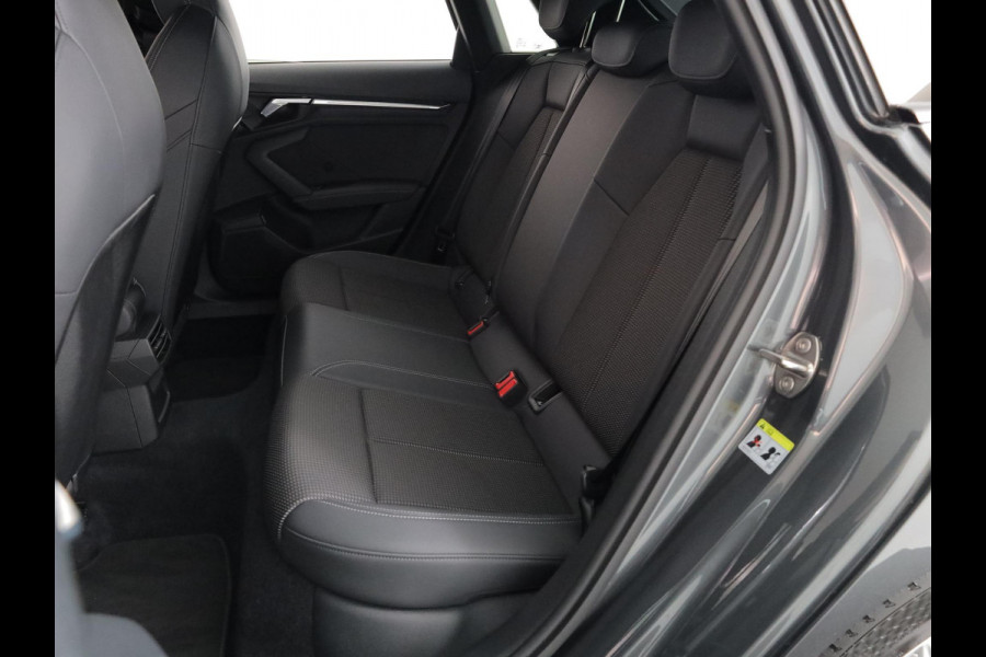 Audi A3 Sportback 35 TFSI S edition 150pk | Navigatie | Parkeersensoren | Verlengde garantie | 17 inch lichtmetalen velgen