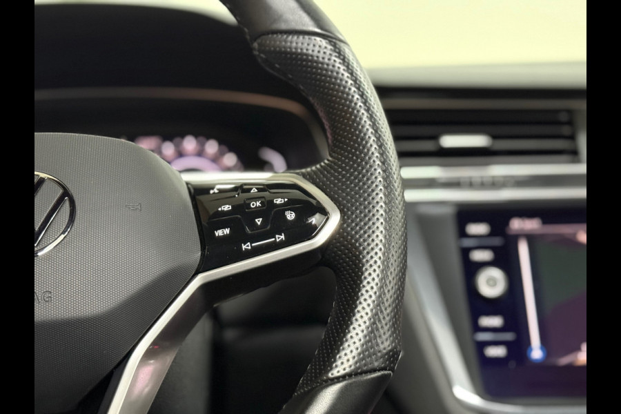 Volkswagen Tiguan 1.4 TSI eHybrid R-Line Business+ | VOL! | Pano | IQ Led | Dynamic Light Assist | Trekhaak | Discover Media | ACC