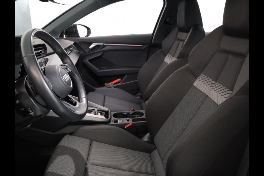 Audi A3 Sportback 40 TFSI e Advanced edition 204pk | Navigatie | Verwarmbare voorstoelen | Verlengde garantie | 17 inch lichtmetalen velgen
