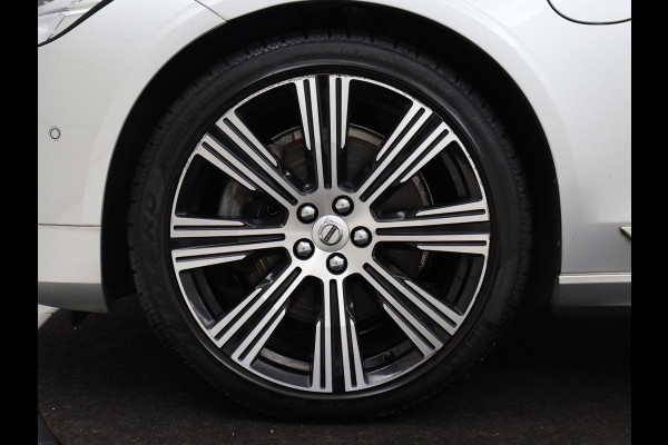 Volvo V90 2.0 T6 Plug In AWD Inscription | Panoramadak | Head-Up | Leder | Harman/Kardon | 20'' | 360 Camera | Stoelverwarming | Keyless | Carplay | Full LED | Stuurverwarming | PHEV