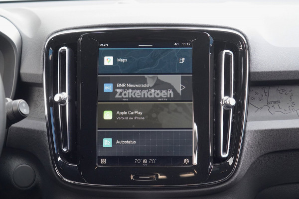 Volvo XC40 Single Motor Essential 69 kWh / 31dkm NAP / Elek. Trekhaak / Camera / Carplay / NL-Auto