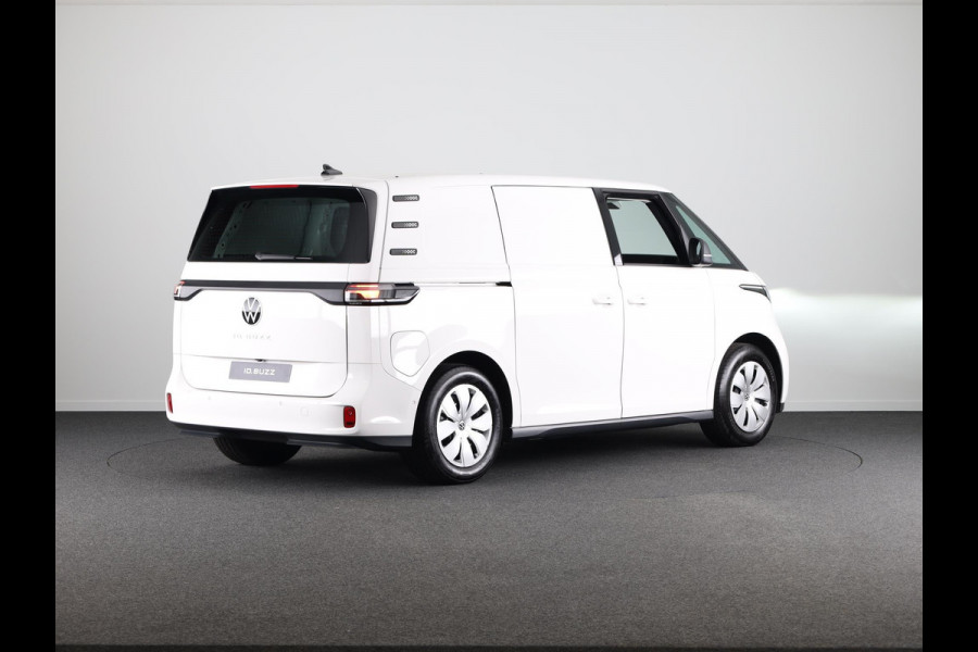 Volkswagen ID. Buzz Cargo 77 kWh Volkswagen ID. Buzz Cargo L1H1 77 kWh | verlengde fabrieksgarantie | Navigatie via App | Trekhaak | Cruise Control | Parkeer pakket | Elektrische achterklep |