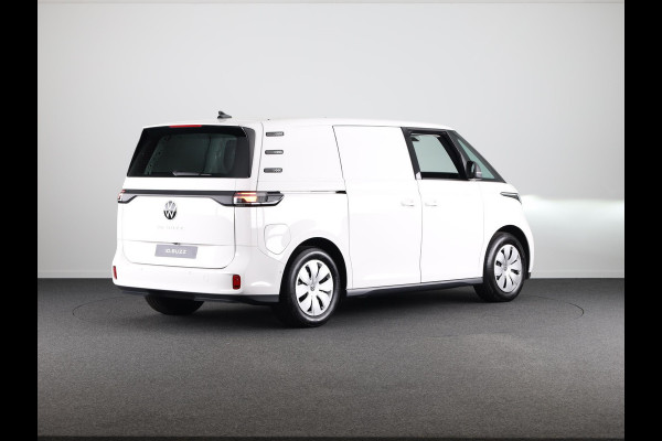 Volkswagen ID. Buzz Cargo 77 kWh Volkswagen ID. Buzz Cargo L1H1 77 kWh | verlengde fabrieksgarantie | Navigatie via App | Trekhaak | Cruise Control | Parkeer pakket | Elektrische achterklep |