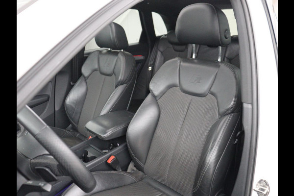 Audi Q5 2.0 TFSI S line | Panoramadak | Stoelverwarming | Virtual Cockpit | Camera | Carplay | Keyless | Side Assist | Full LED | Navigatie | Half leder | Sportstoelen | Parkeerhulp | Cruise control