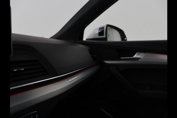 Audi Q5 2.0 TFSI S line | Panoramadak | Stoelverwarming | Virtual Cockpit | Camera | Carplay | Keyless | Side Assist | Full LED | Navigatie | Half leder | Sportstoelen | Parkeerhulp | Cruise control