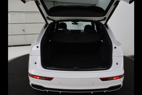 Audi Q5 2.0 TFSI S line | Panoramadak | Stoelverwarming | Virtual Cockpit | Camera | Carplay | Keyless | Side Assist | Full LED | Navigatie | Half leder | Sportstoelen | Parkeerhulp | Cruise control