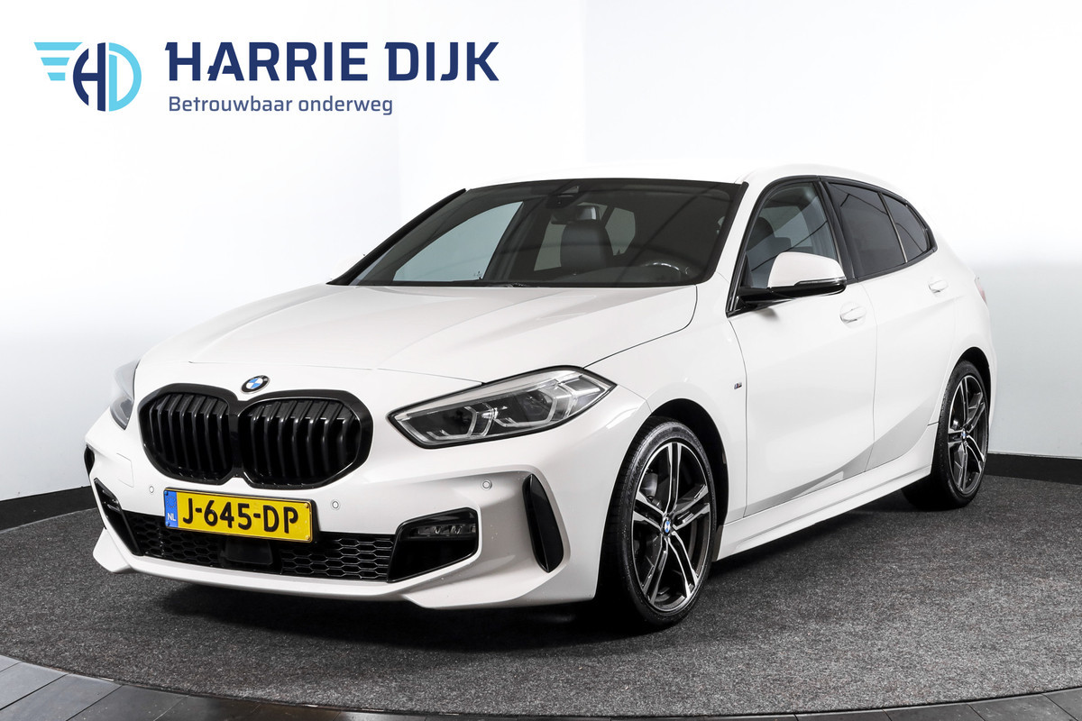 BMW 1-serie 118i 140 PK High Executive M Sport | Dig. Cockpit | Cruise | PDC | ECC | NAV + App. Connect | ECC | DAB | LM 18" |