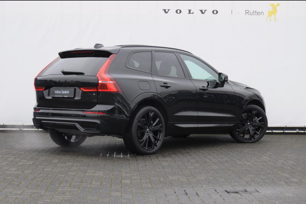 Volvo XC60 T6 350PK Automaat AWD Plus Black Edition Panoramadak/ Elektrisch bedienbare voorstoelen met geheugen/ Stoelverwarming/ Stuurverwarming/ Harman Kardon audio/ 360 Camera/