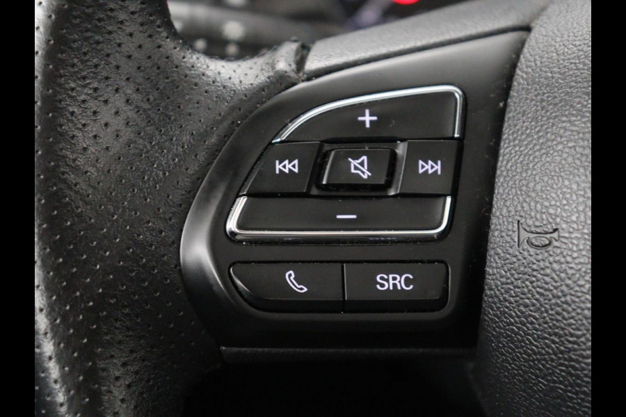 MG ZS EV Luxury 45 kWh | Panoramadak | Leder | Stoelverwarming | Carplay | Adaptive cruise | Camera | Keyless | Full LED | Navigatie