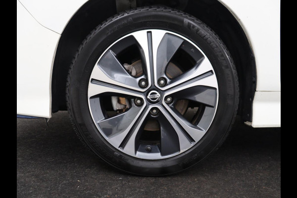 Nissan Leaf e+ N-Connecta 62 kWh | SOH 94% | Stoelverwarming | 360 Camera | Adaptive cruise | Carplay | Keyless | Full LED | Achterbankverwarming | Climate control