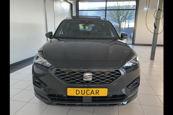 Seat Tarraco 1.4 TSI e-Hybrid PHEV FR Panoramadak / Trekhaak /Apple carplay-Android