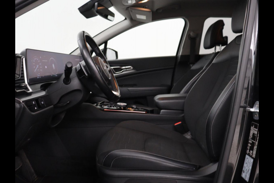 Kia Sportage 1.6 T-GDi Plug-in Hybrid AWD DynamicPlusLine | Stoelverwarming | Adaptive cruise | Matrix LED | 19'' | Camera | Half leder | Carplay | Keyless | Stuurverwarming | Navigatie | PHEV