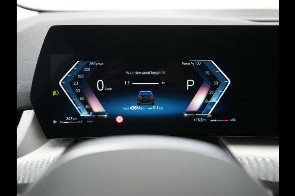 BMW 2 Serie Active Tourer 218i Executive 136pk Dealer O.H | Widescreen Navi | Camera | Voorstoelen Verwarmd | Apple Carplay | LED Koplampen | Navigatie | DAB | Cruise Control |