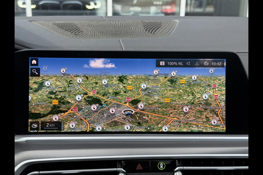 BMW X5 xDrive45e High Executive M Sport Pakket Automaat / Panoramadak / Active Steering / Trekhaak / Head-Up Display / Comfortstoelen / Laserlight / Driving Assistant Professional / 21 Inch / Luchtvering / Hifi / Craftedclarity / Shadow Line / M Sportremsysteem