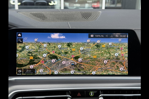 BMW X5 xDrive45e High Executive M Sport Pakket Automaat / Panoramadak / Active Steering / Trekhaak / Head-Up Display / Comfortstoelen / Laserlight / Driving Assistant Professional / 21 Inch / Luchtvering / Hifi / Craftedclarity / Shadow Line / M Sportremsysteem