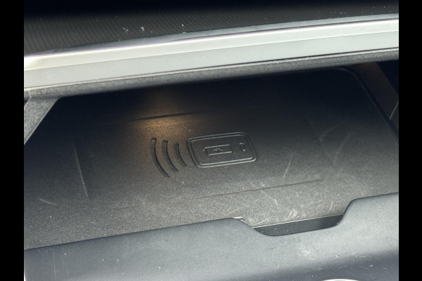 BMW X5 xDrive45e High Executive M Sport Pakket Automaat / Panoramadak / Active Steering / Trekhaak / Head-Up Display / Comfortstoelen / Laserlight / Driving Assistant Professional / 21 Inch / Luchtvering / Hifi / Craftedclarity / Shadow Line / M Sportremsysteem