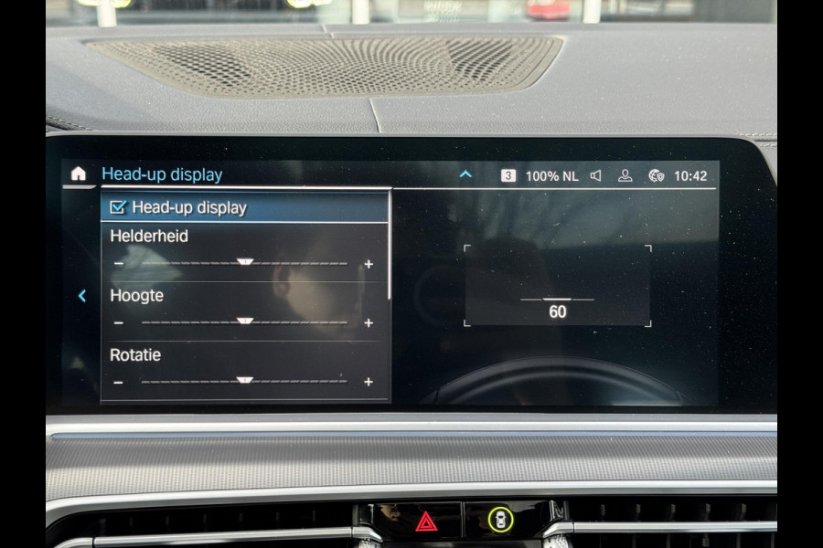 BMW X5 xDrive45e High Executive M Sport Pakket Automaat / Panoramadak / Active Steering / Trekhaak / Head-Up Display / Comfortstoelen / Laserlight / Driving Assistant Professional / 21 Inch / Luchtvering / Hifi / Craftedclarity / Shadow Line / M Sportremsysteem