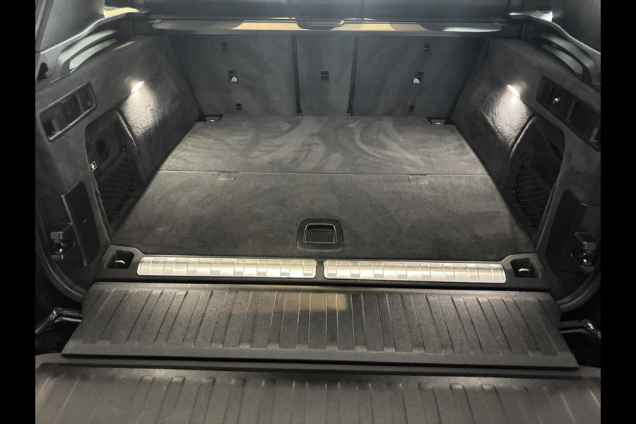 BMW X5 xDrive45e High Executive M Sport Pakket Automaat / Panoramadak / Active Steering / Trekhaak / Head-Up Display / Comfortstoelen / Laserlight / Driving Assistant Professional / 21 Inch / Luchtvering / Hifi / Craftedclarity / Shadow Line / M Sportremsysteem