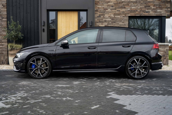 Volkswagen Golf 8R R 4Motion 320PK