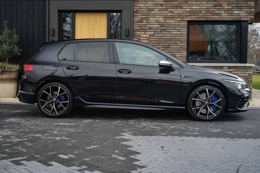 Volkswagen Golf 8R R 4Motion 320PK
