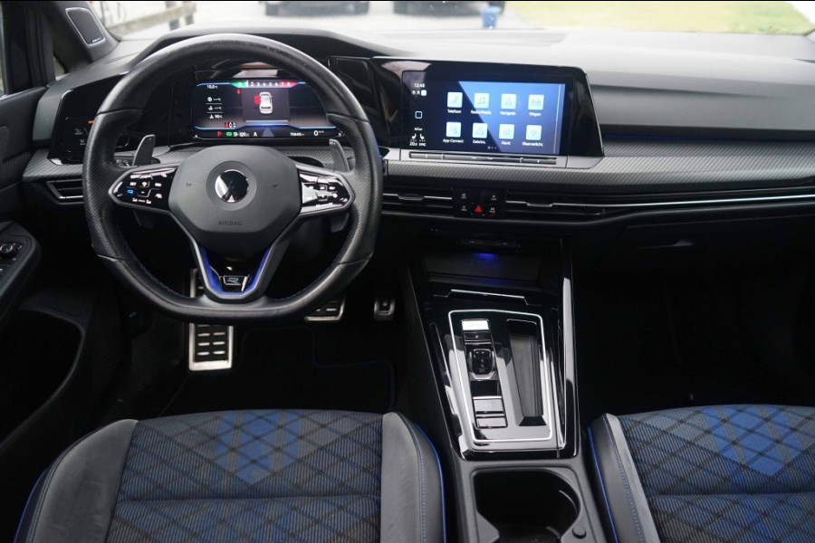 Volkswagen Golf 8R R 4Motion 320PK