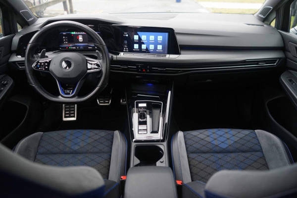 Volkswagen Golf 8R R 4Motion 320PK